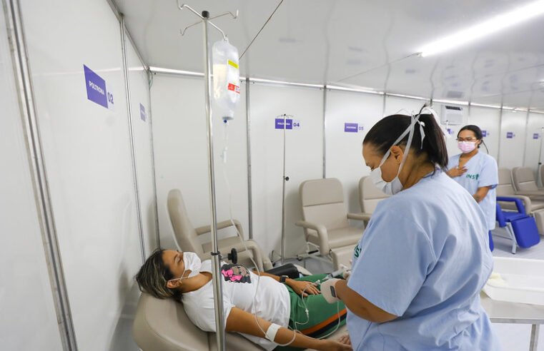Mais de 2,6 mil pacientes com suspeita de dengue são atendidos nas novas tendas de acolhimento