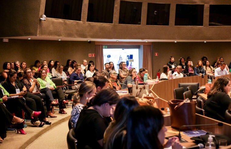 Último dia de fóruns traz debate sobre vírus respiratórios e estratégias de vacinação em escolas