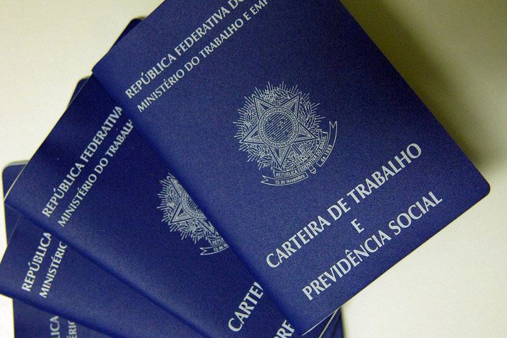 Agências do trabalhador terminam a semana com 520 vagas de emprego disponíveis