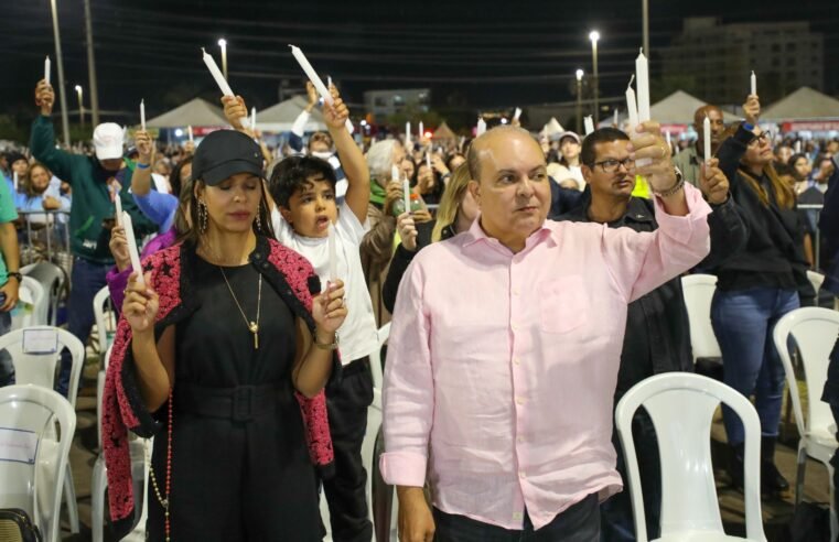 Festa de Pentecostes emociona multidão de fiéis no Taguaparque