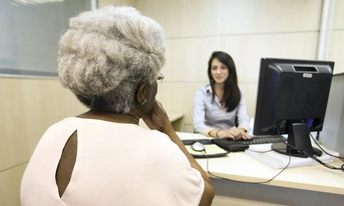 Justiça Mais Perto do Cidadão facilita acesso a serviços jurídicos à população de baixa renda Justiça Mais Perto do Cidadão facilita acesso a serviços jurídicos à população de baixa renda