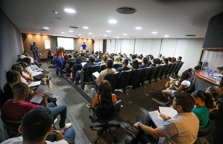 Mais mil pessoas participam de aulões preparatórios para o CNU nas bibliotecas do DF