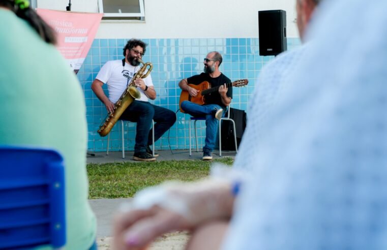 Em clima junino, UPA do Paranoá recebe apresentação musical
