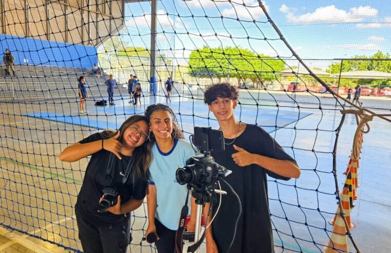 Equipe formada apenas por alunos assume transmissões de jogos em escola de Taguatinga
