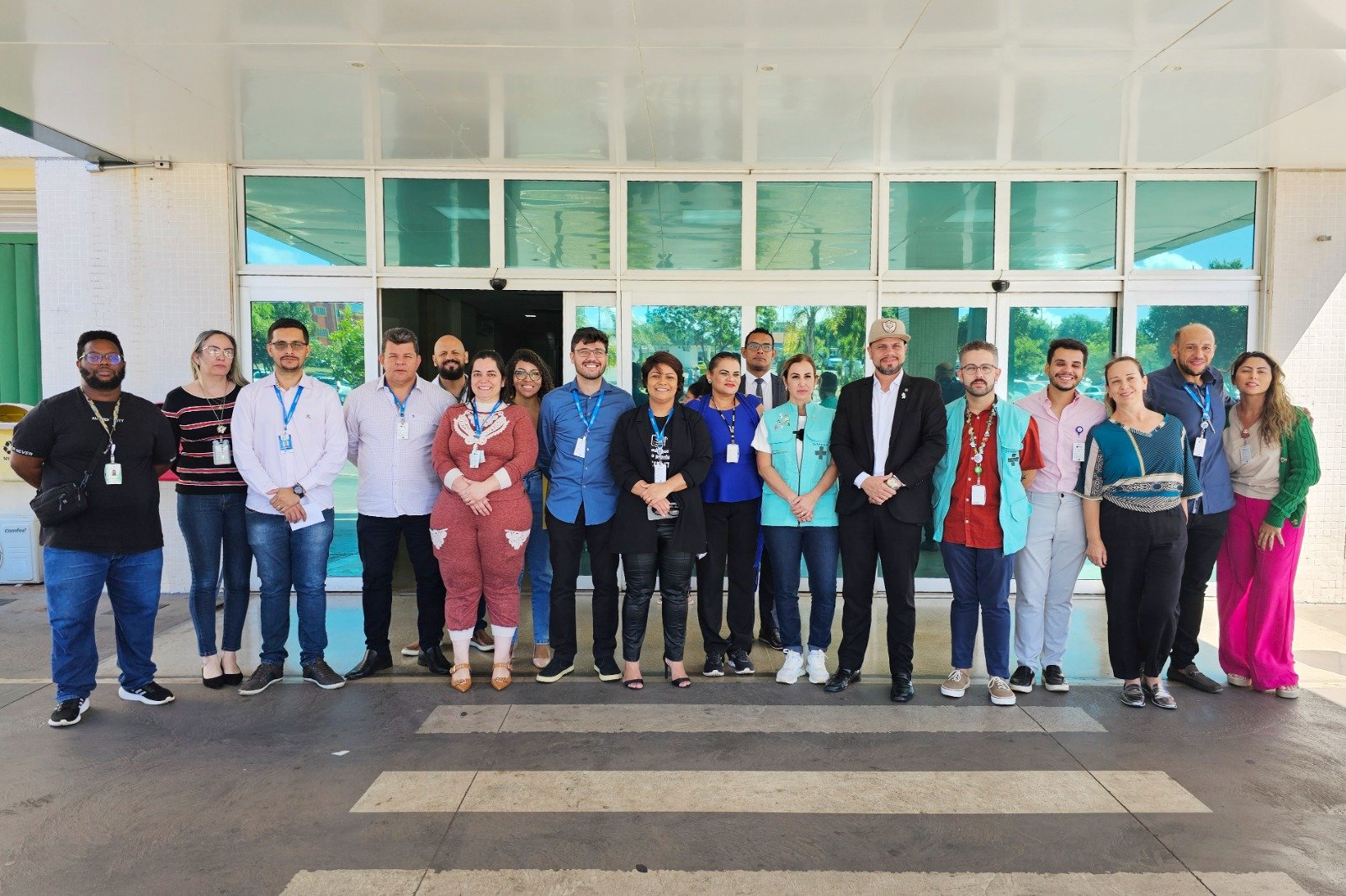 HRSM recebe visita técnica de deputados distritais