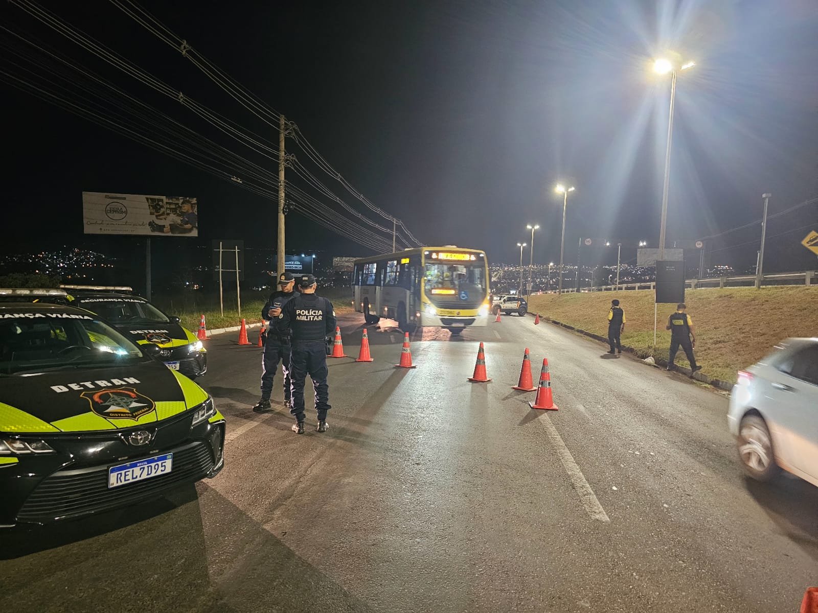 Mais de 90 condutores são flagrados alcoolizados no feriado de Corpus Christi no DF Mais de 90 condutores são flagrados alcoolizados no feriado de Corpus Christi no DF
