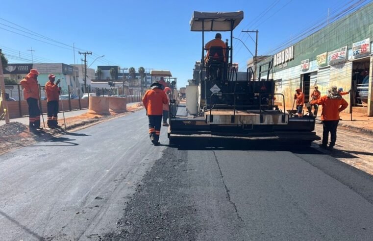 Melhoria na Avenida Hélio Prates: novo asfalto em 36 horas