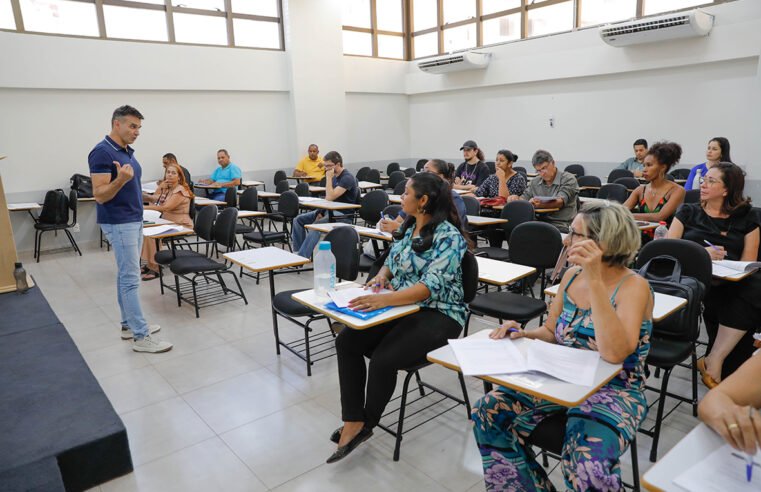 Projeto Rede de Comunidade leva qualificação para gestores e voluntários da sociedade civil