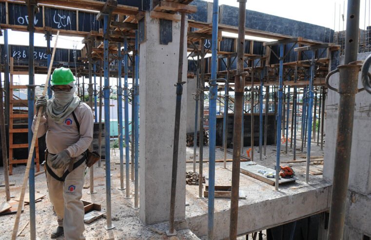 Agências do trabalhador abrem semana com mais de mil vagas disponíveis