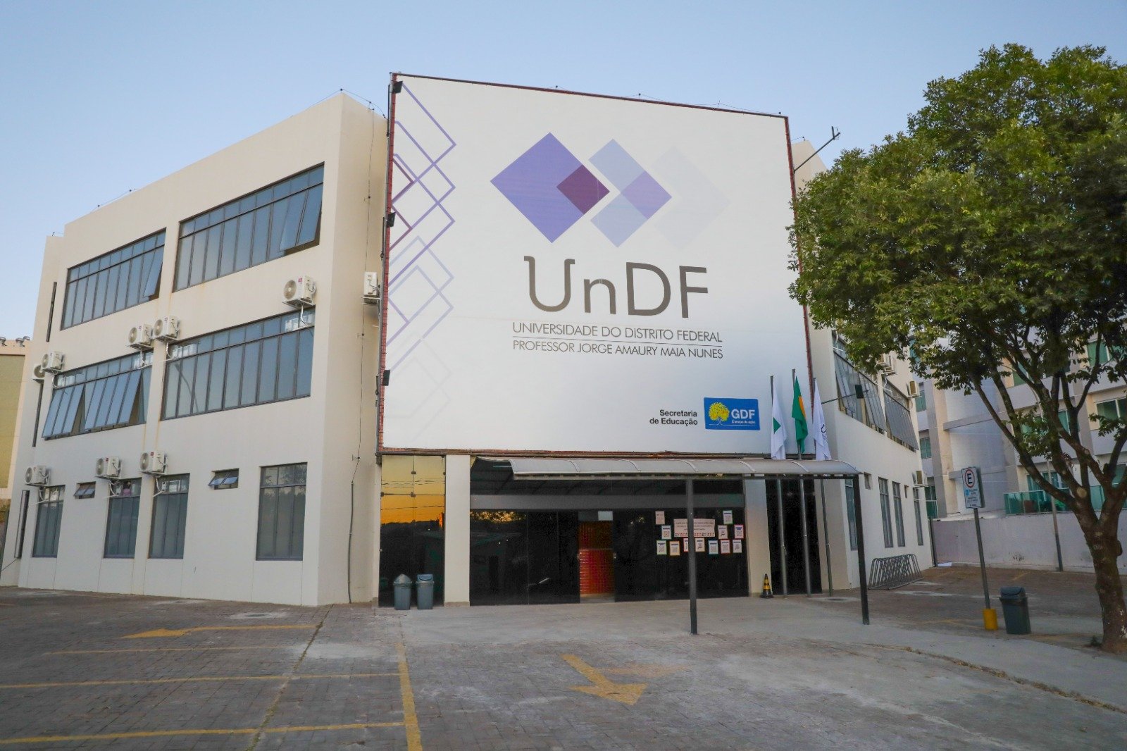 Encontro discute inclusão, diversidade e saúde mental Encontro discute inclusão, diversidade e saúde mental