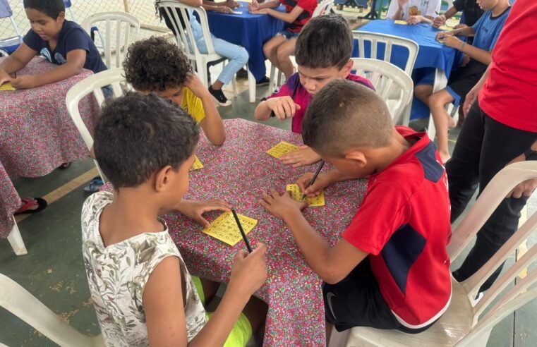 Cecon Divineia promove dia de festa para o público atendido na unidade