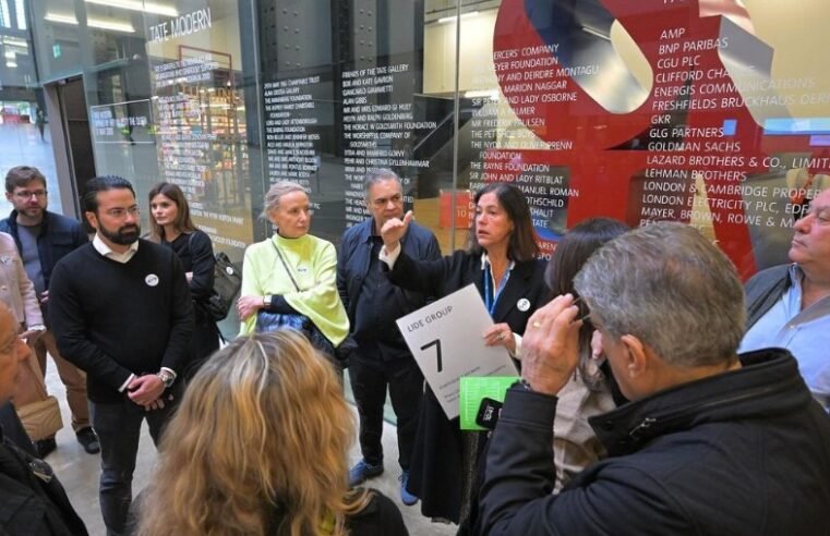 Comitiva do GDF visita principal museu de arte moderna de Londres