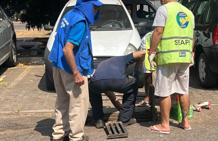 Cruzeiro intensifica limpeza das bocas de lobo