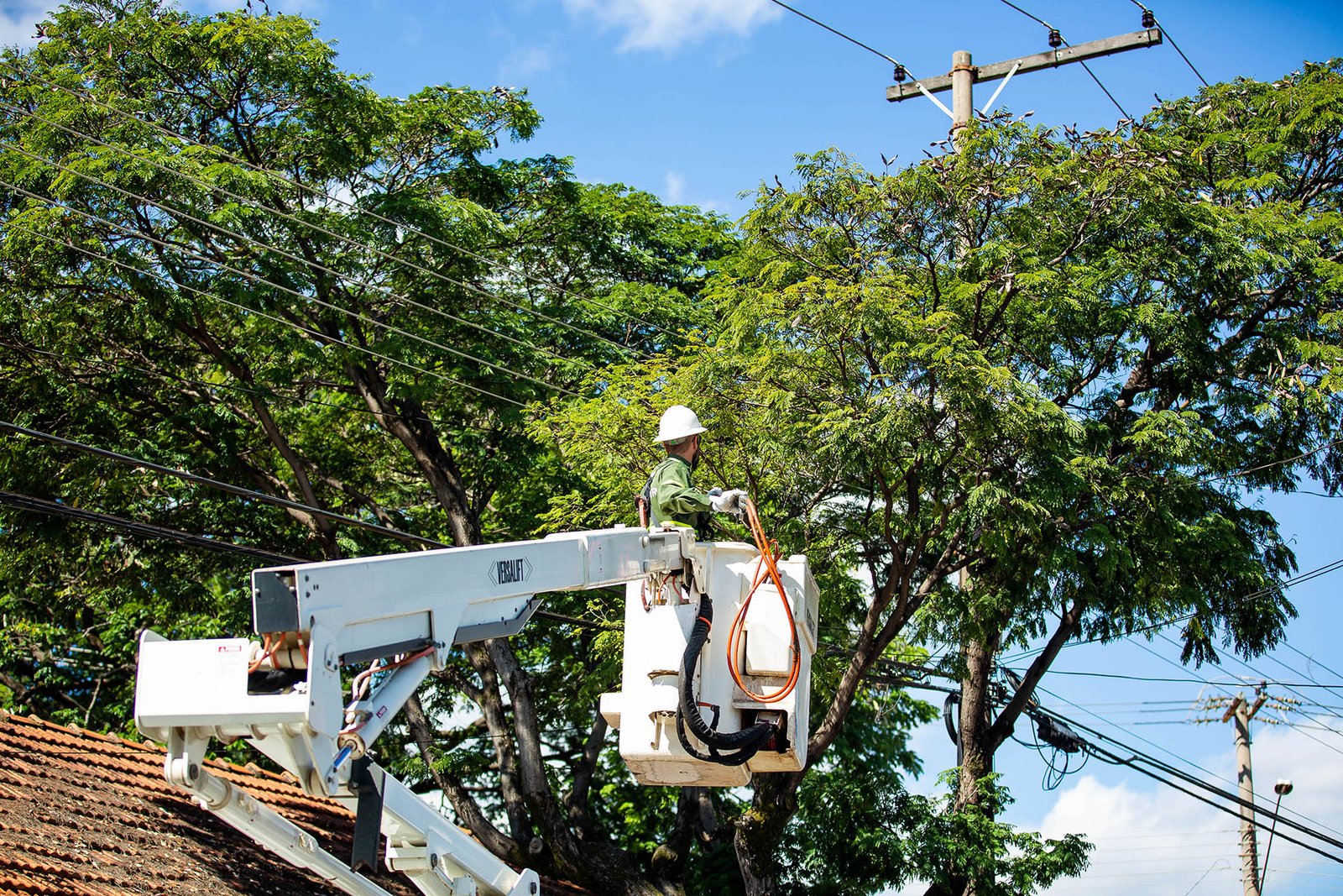 Manutenção da rede elétrica deixa áreas de Samambaia sem energia nesta terça-feira (29)