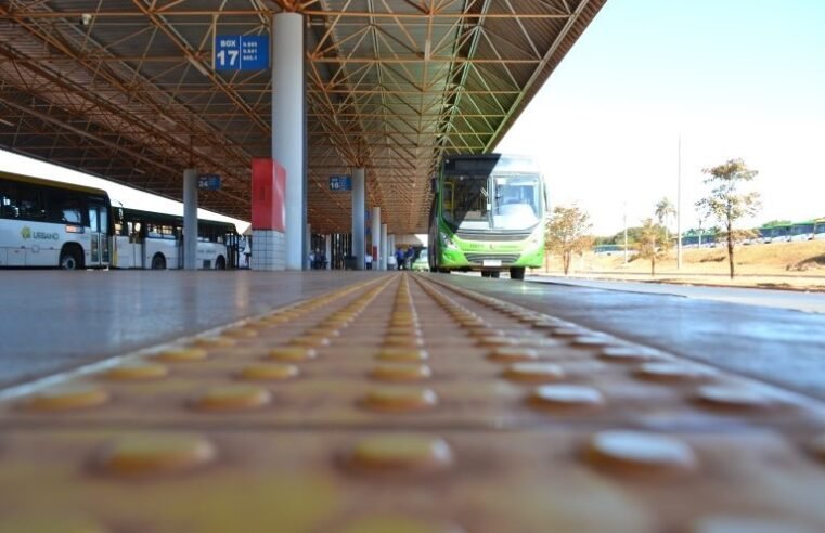 Obra altera local de embarque no Terminal da Asa Sul