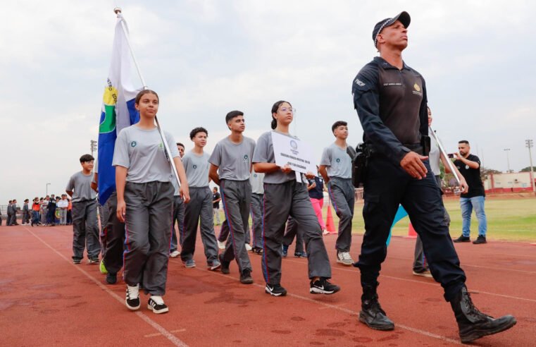 Olimpíadas das escolas cívico-militares reúnem 2 mil estudantes de 17 unidades do DF