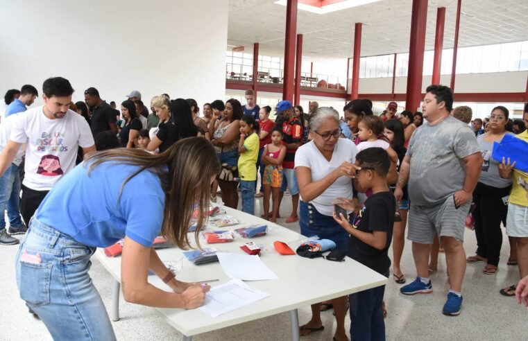 Projeto “Em um Piscar de Olhos” entrega 294 óculos para alunos de Ceilândia e Samambaia