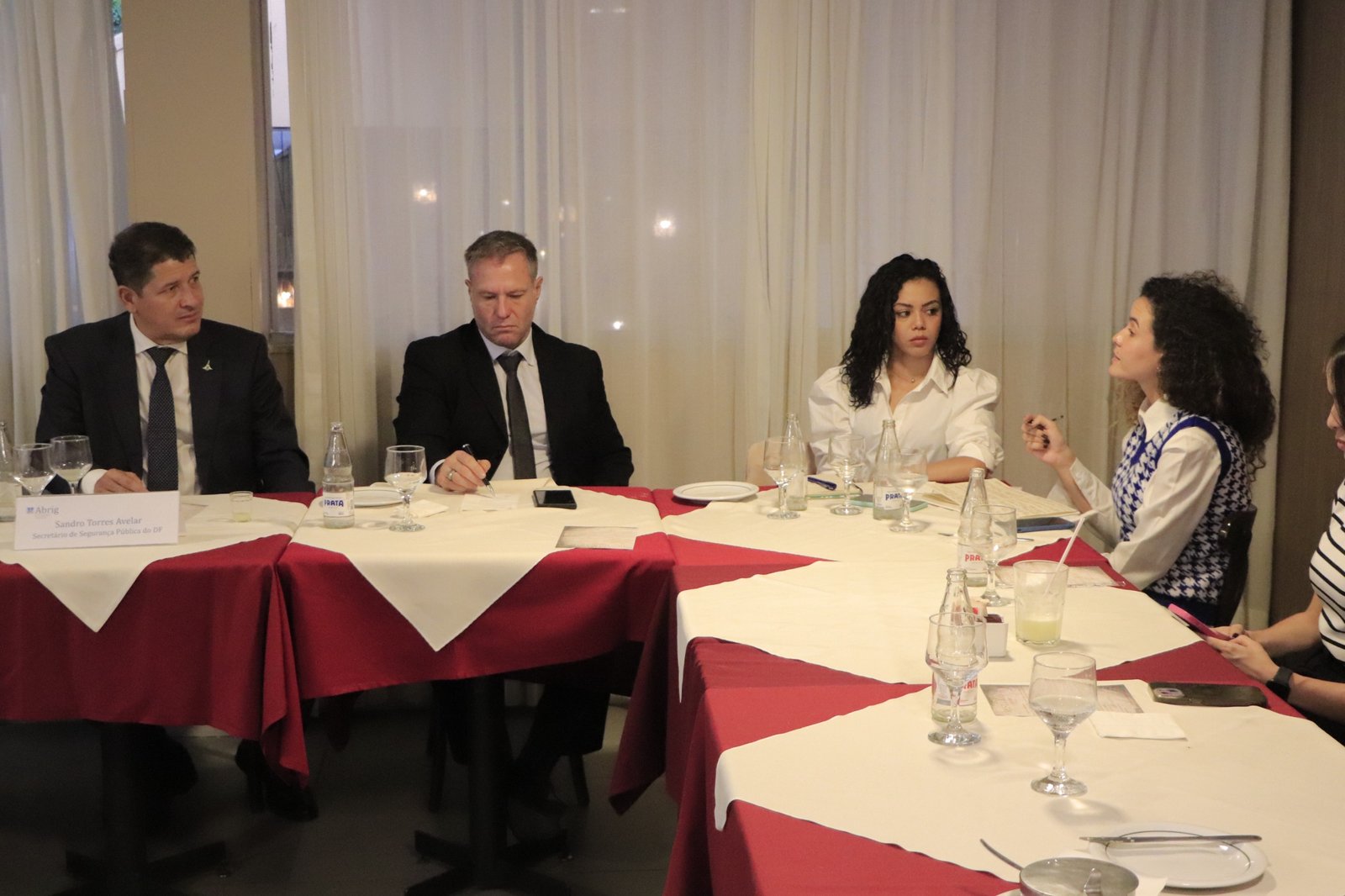 Segurança Pública do DF é tema de encontro com entidade civil Segurança Pública do DF é tema de encontro com entidade civil