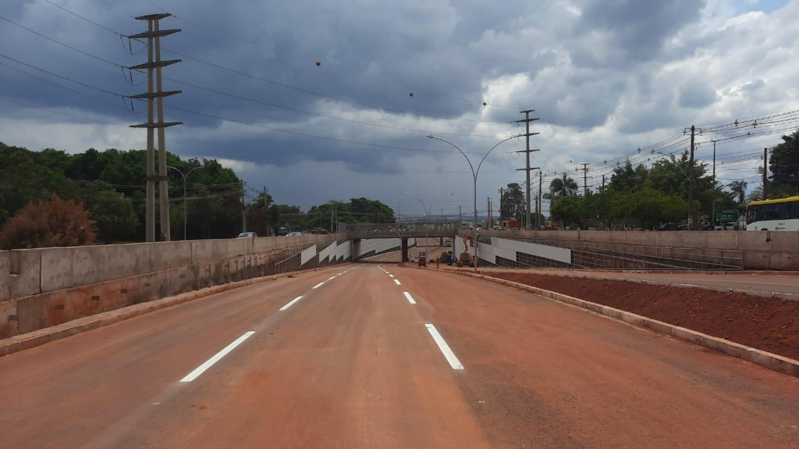 Trânsito é liberado parcialmente no Complexo Viário Jardim Botânico