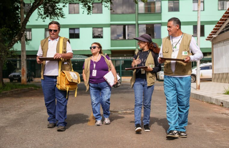 Agentes de Vigilância Ambiental do DF fazem visitas domiciliares para combater a dengue