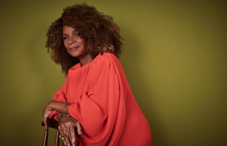 Cerimônia de Abertura do Festival de Brasília terá homenagens a Zezé Motta e Vladimir Carvalho
