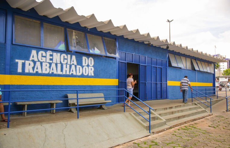 DF oferece 1.233 vagas de emprego com estágio de até R$ 2,5 mil