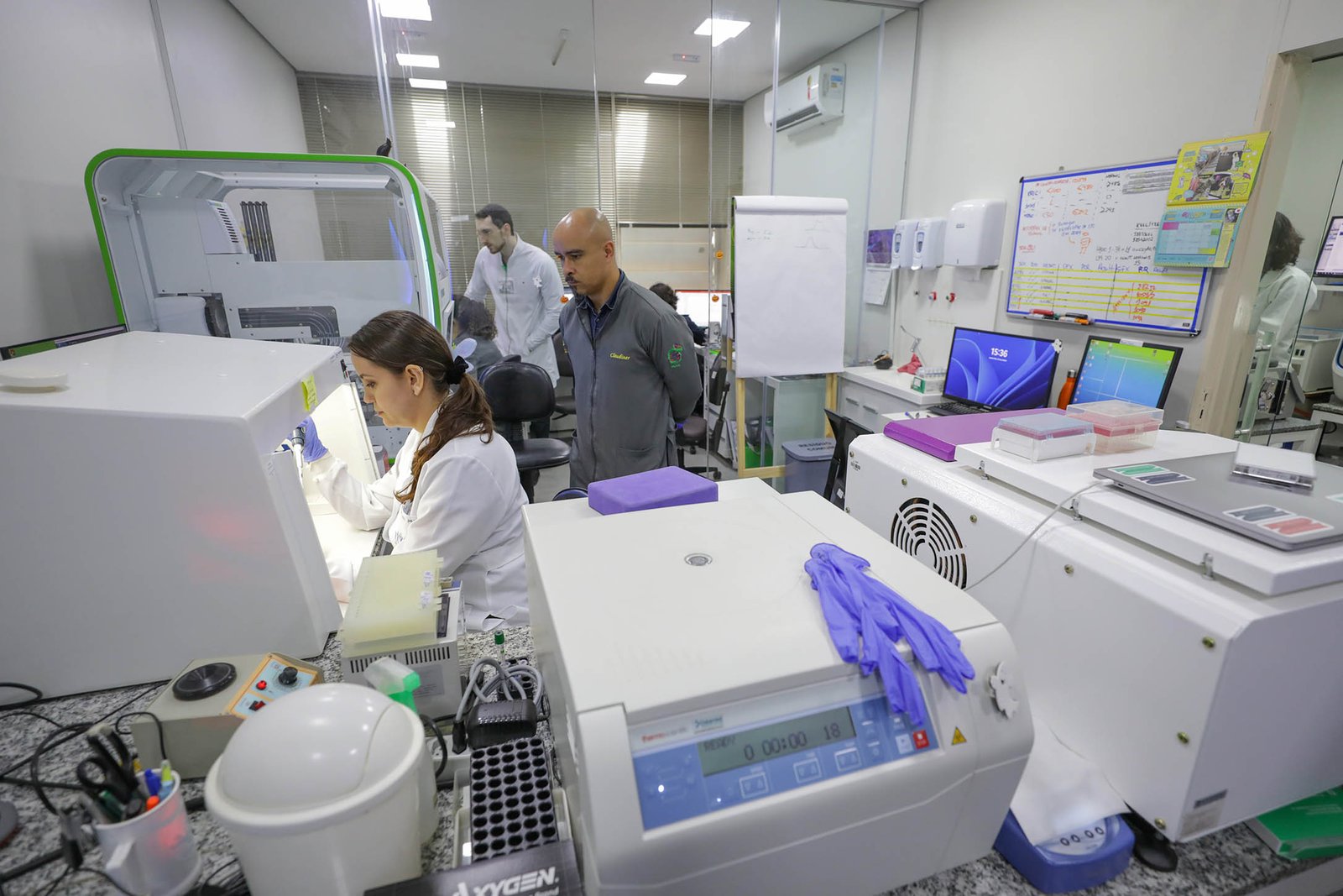 Distrito Federal é pioneiro no SUS com exame genético para câncer Distrito Federal é pioneiro no SUS com exame genético para câncer