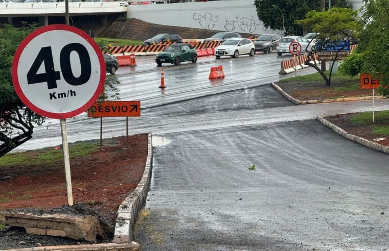 Eixão Norte ganha desvios para desafogar o trânsito na área central de Brasília