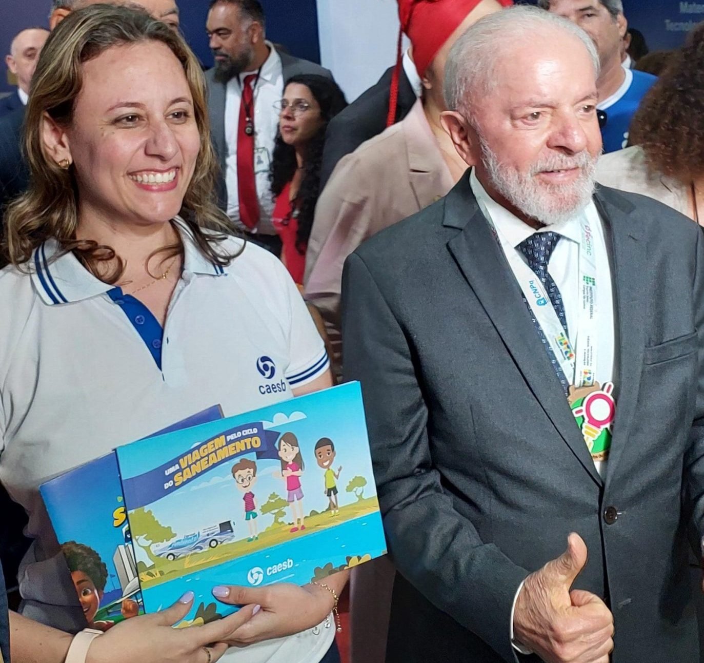 Espaço da Caesb na Semana de Ciência e Tecnologia recebe visita do presidente da República Espaço da Caesb na Semana de Ciência e Tecnologia recebe visita do presidente da República