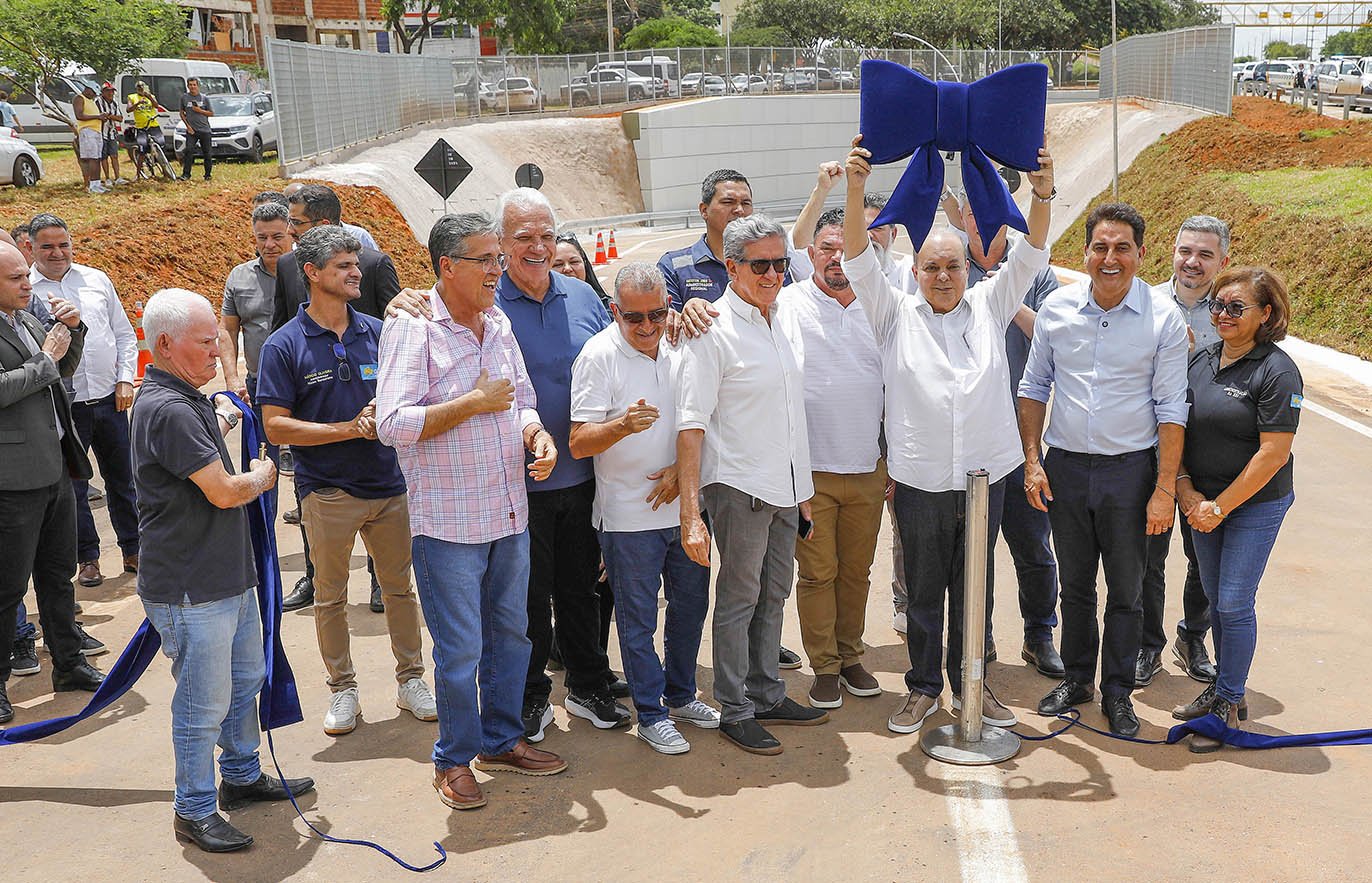 Governador Ibaneis Rocha inaugura novo complexo viário do Riacho Fundo