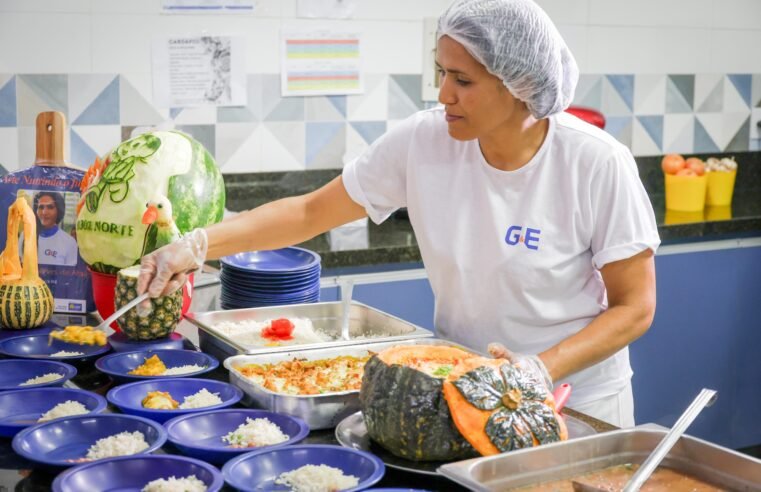 Merendeira transforma comida em arte em escola da Asa Norte