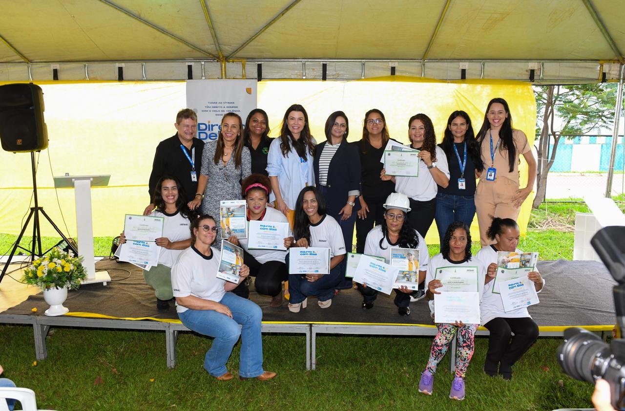 Mulheres do Paranoá são capacitadas para trabalhar em canteiros de obras Mulheres do Paranoá são capacitadas para trabalhar em canteiros de obras