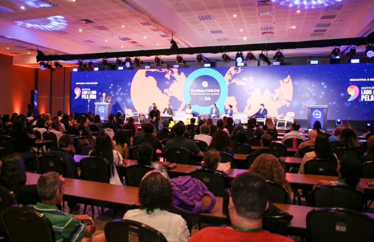 Oncologia, desafios e avanços no SUS são temas de debates em Brasília