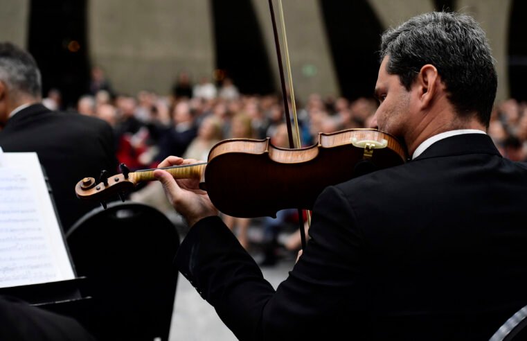 Orquestra Sinfônica do Teatro Nacional celebra aniversário de 45 anos com concerto especial