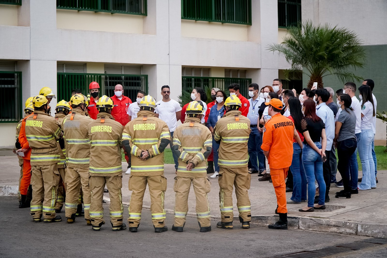 Profissionais de Segurança do Trabalho garantem ambientes mais seguros e saudáveis