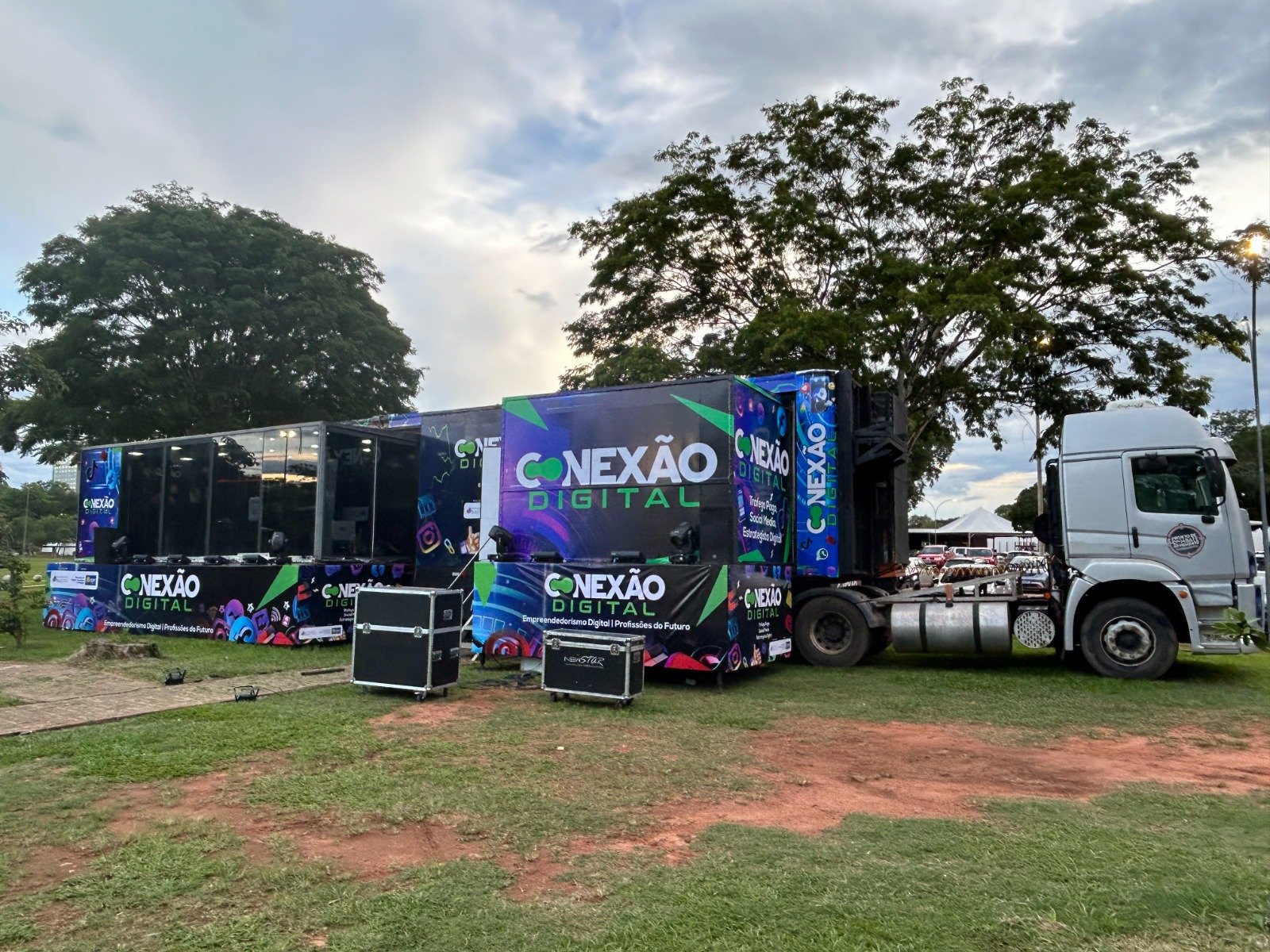 Projeto Conexão Digital é lançado no Planetário de Brasília Projeto Conexão Digital é lançado no Planetário de Brasília