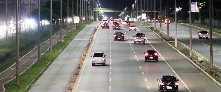 Projeto de modernização da iluminação pública vai substituir 173 mil luminárias em todo o DF