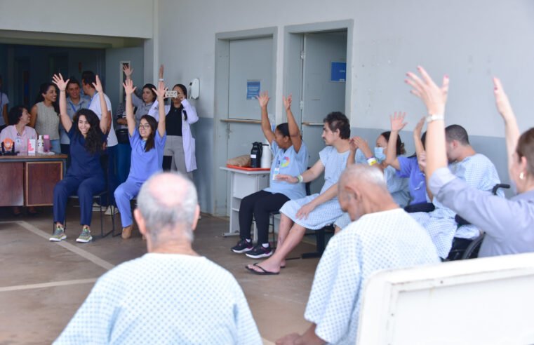 Atividades lúdicas levam alegria a pacientes internados no HSol