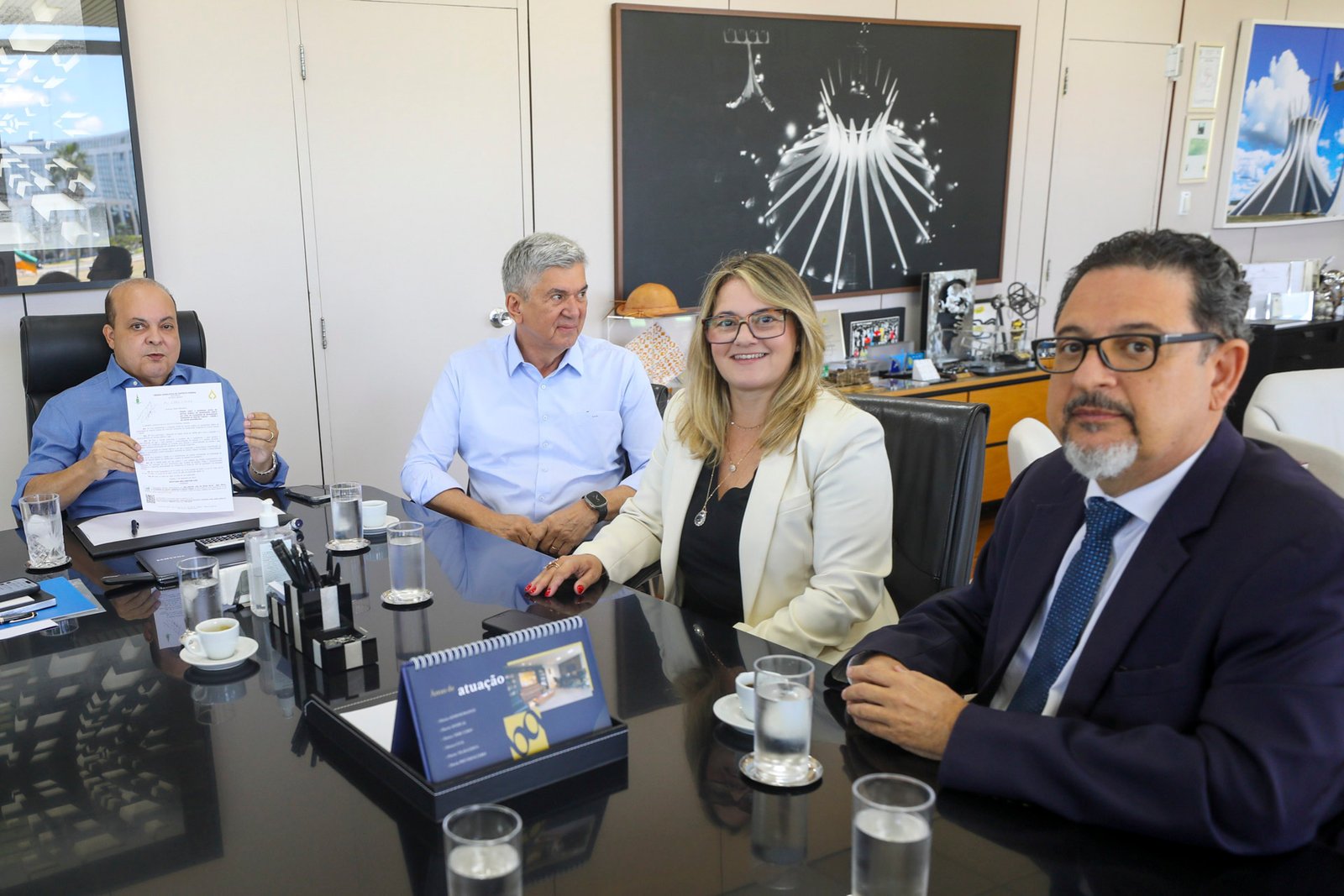 Caesb se fortalece como patrimônio público com nova legislação sancionada pelo governador Ibaneis Rocha Caesb se fortalece como patrimônio público com nova legislação sancionada pelo governador Ibaneis Rocha