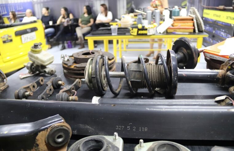 Curso gratuito de mecânica para mulheres oferece 20 vagas em nova turma