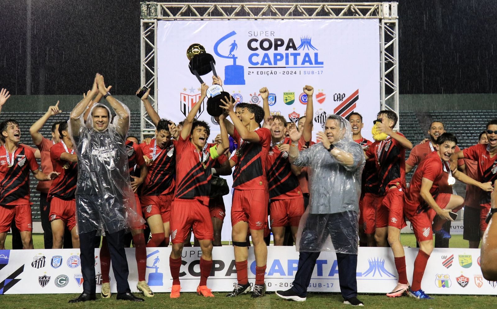Distrito Federal fortalece o futebol de base com a 2ª Super Copa Capital Sub-17 Distrito Federal fortalece o futebol de base com a 2ª Super Copa Capital Sub-17