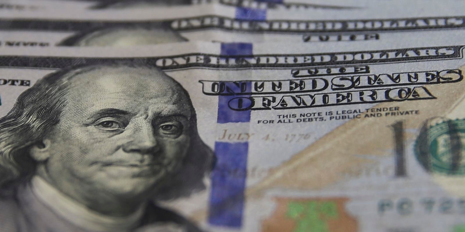 Dólar sobe e data a R$ 6,07; Ibovespa cai abaixo de 126 mil