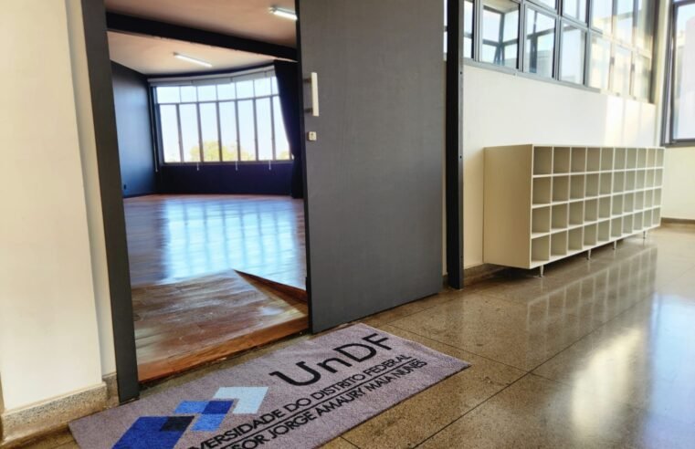 Estudantes do primeiro semestre do curso de dança da UnDF estreiam espetáculo