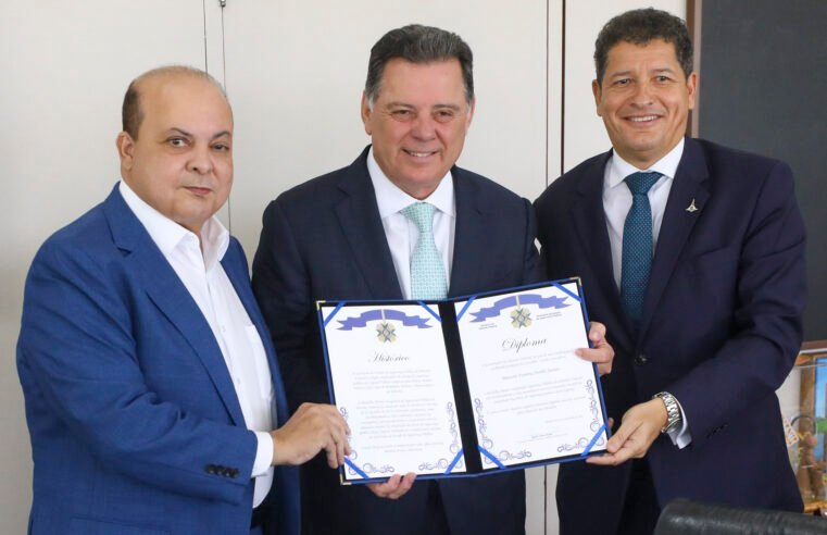 Ex-governador de Goiás, Marconi Perillo é agraciado com a Medalha Mérito Integração Segurança Pública