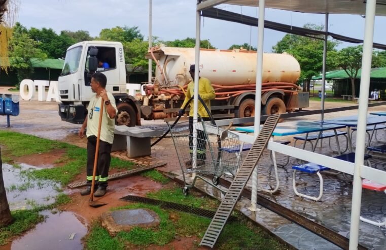 Força-tarefa reforça limpeza para as comemorações de fim de ano no Plano Piloto