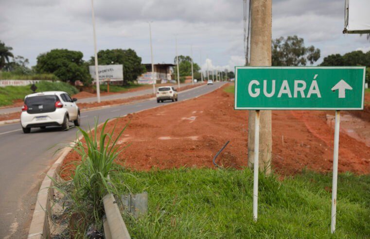 Liberação de faixa nas obras da via entre Guará e Núcleo Bandeirante melhora trafegabilidade na região