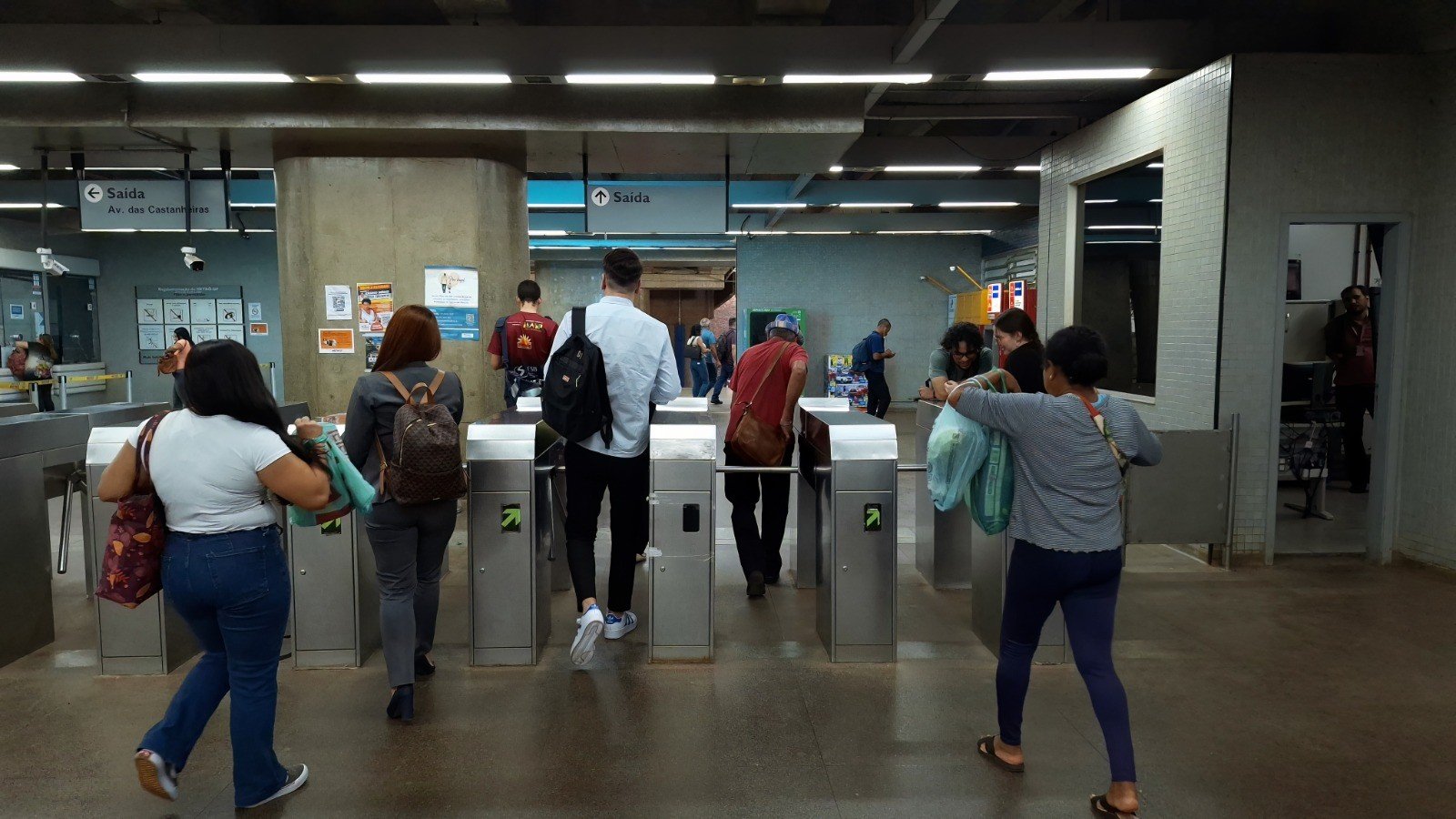 Metrô-DF começa processo para implantar terminais de autoatendimento Metrô-DF começa processo para implantar terminais de autoatendimento