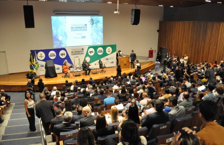 Premiações reconhecem órgãos e entidades do DF por excelência em transparência, controle e inovação
