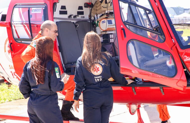 Samu e Bombeiros celebram 15 anos de parceria no atendimento aéreo no DF