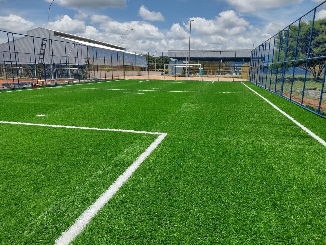 Complexo Esportivo do Cruzeiro tem obras em dois campos sintéticos Complexo Esportivo do Cruzeiro tem obras em dois campos sintéticos
